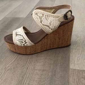 House of Harlow Lace Wedge